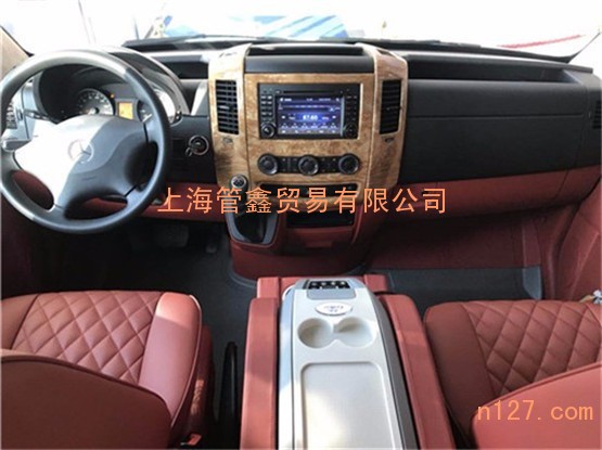 上海汽车内饰改装中心专业改装奔驰V260航空