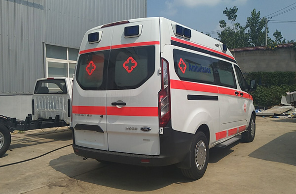 江西福特v362救护车生产厂家