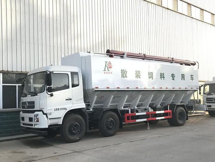 5-10吨新疆大型饲料车哪里买程力集团在线咨询