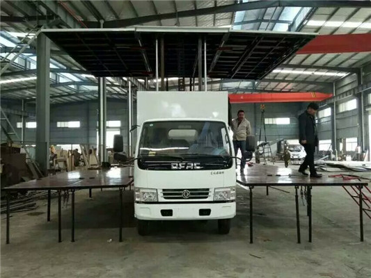 新疆中型舞台车生产