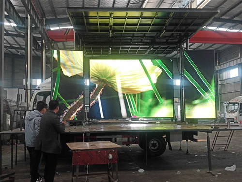 辽宁中型LED舞台车图片